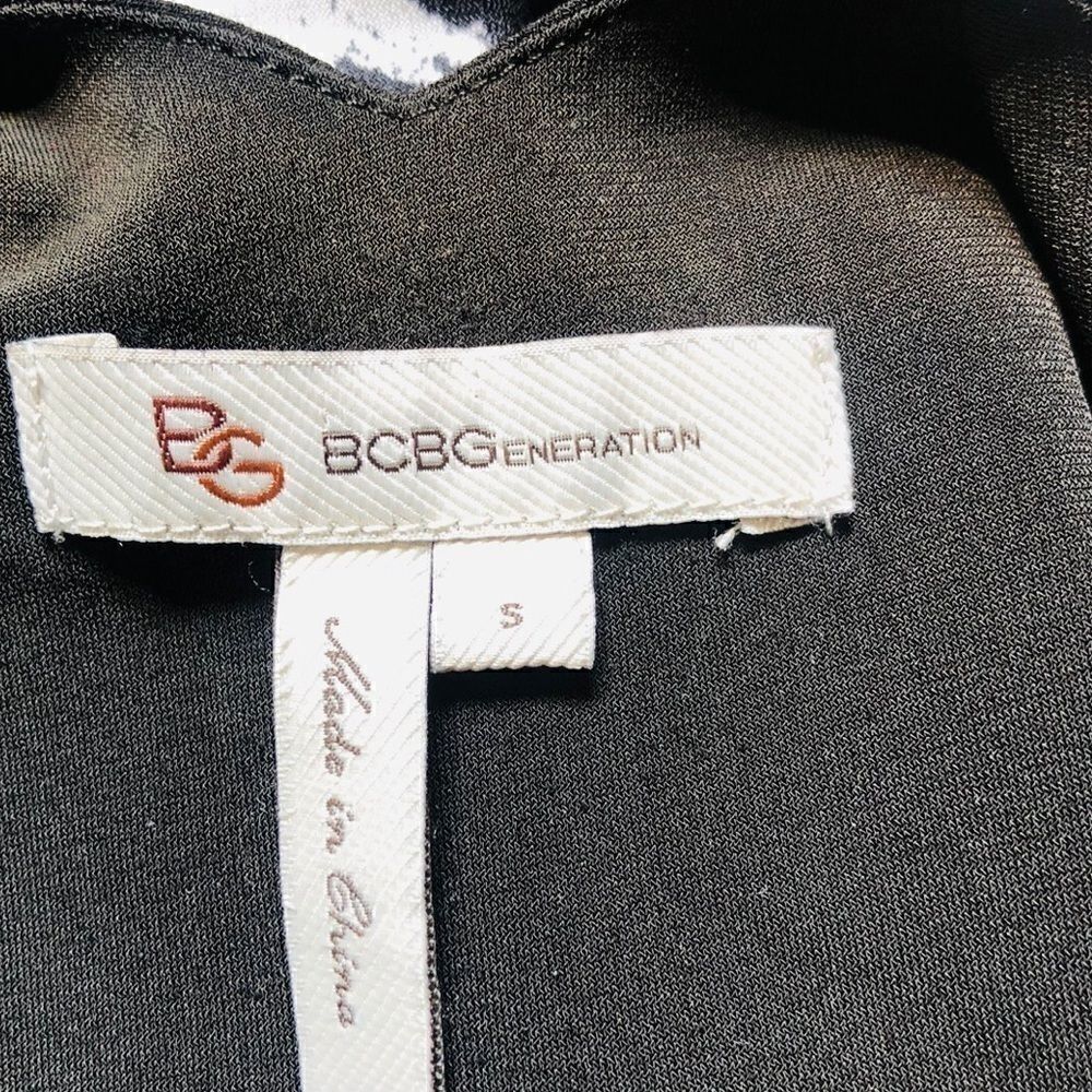 BCBGeneration Splash Design V Neck Dress Small - Picture 6 of 6
